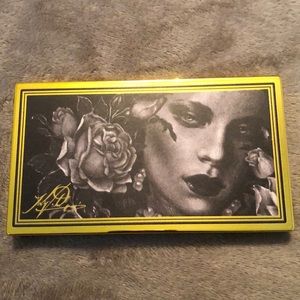 Kat von D Anniversary Palette